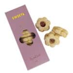 Flower-shaped Jam Kisses Biscuits filled with raspberry jam